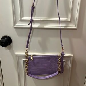 Urban Expressions purse with removable short & long straps.